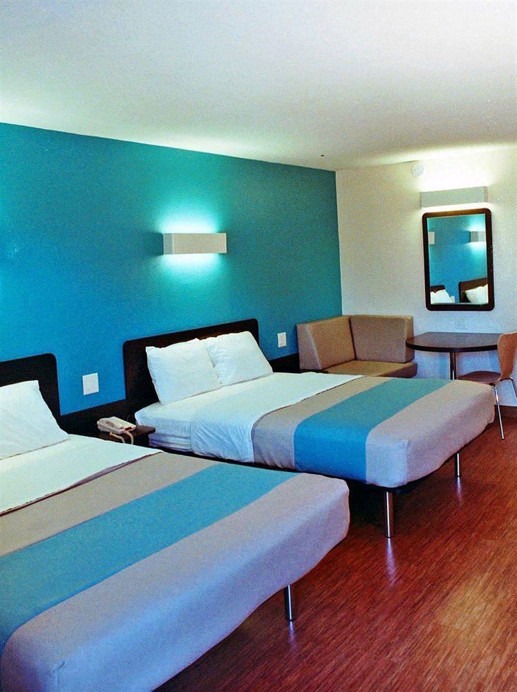 Motel 6-Dickson, TN Exterior foto